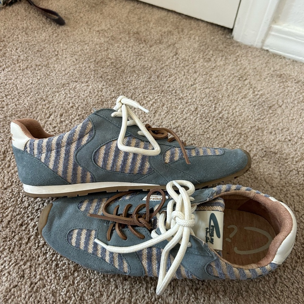 Sam Edelman Blue and Cream Striped Sneakers